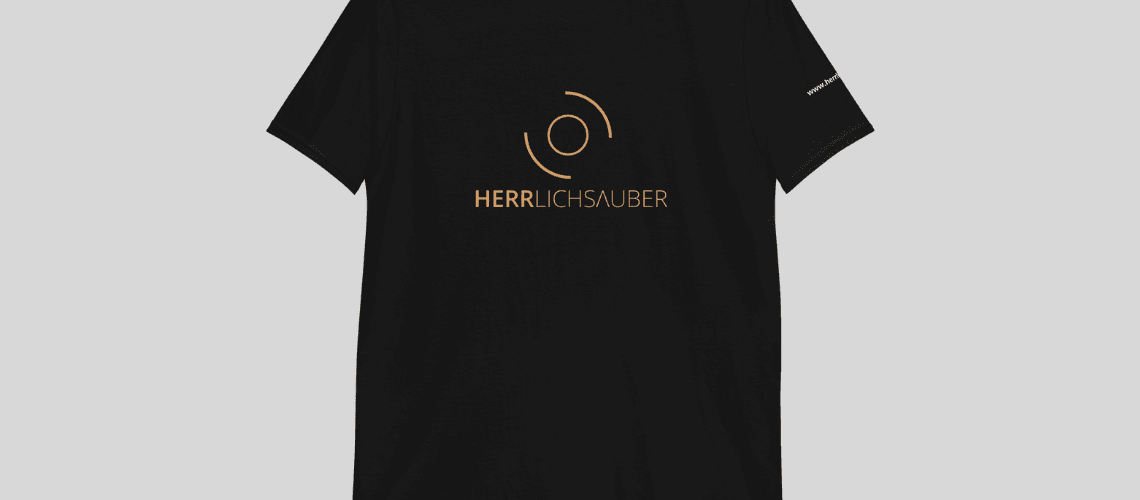 Die Kunst der herrlichsauber-Arbeitskleidung: Ein Blick auf das perfekte T-Shirt